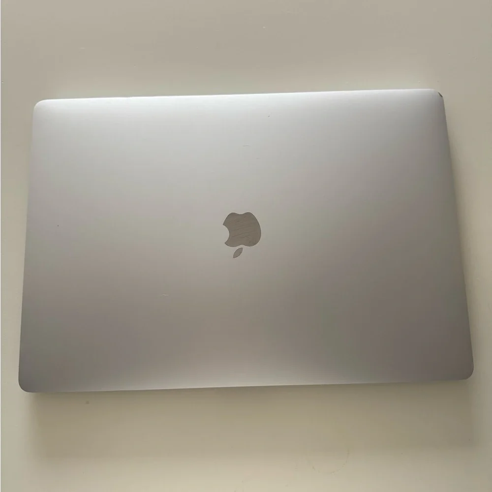 Apple macbook pro